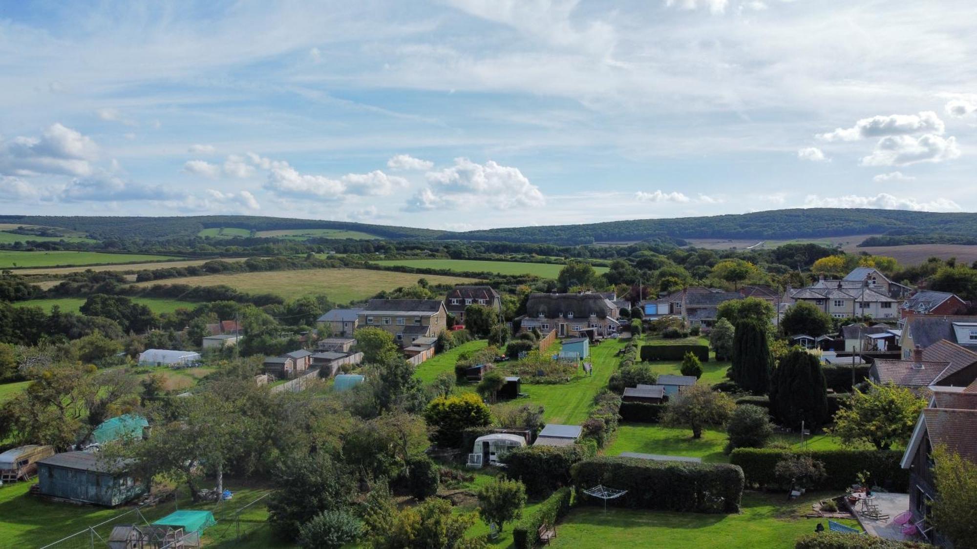 Three Gables, West Wight Village House, Sleeps 10 Newbridge  Kültér fotó